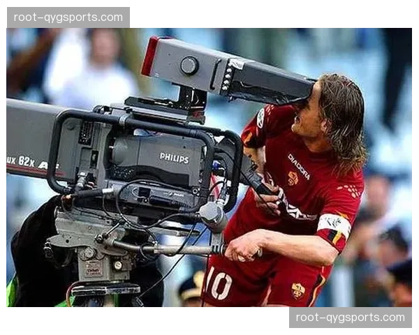 芯片足球与高速摄像机协同 触球瞬间毫米级数据实时回传